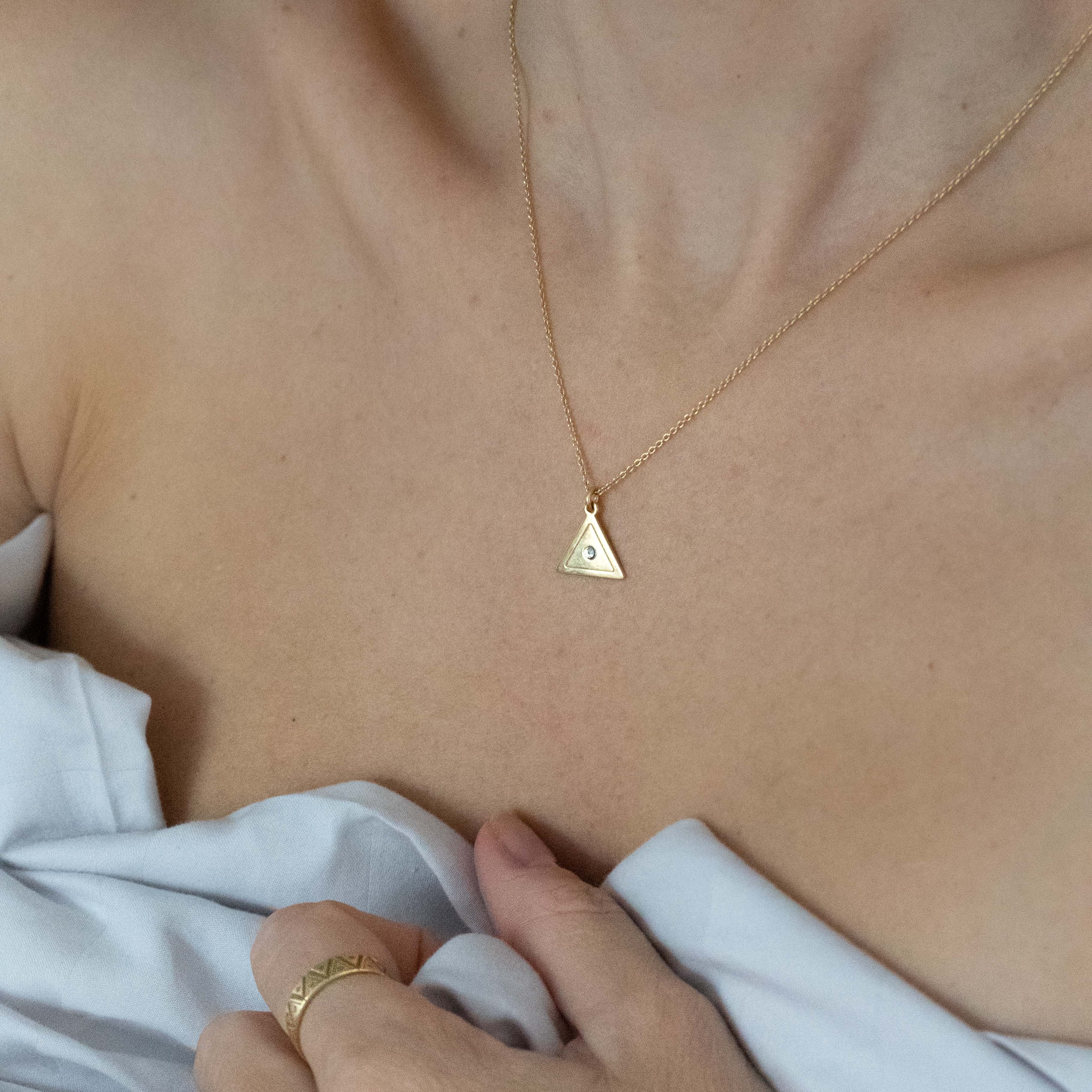 Triangle pendant necklace - Bermuda, Sky&Co, sterling silver 925